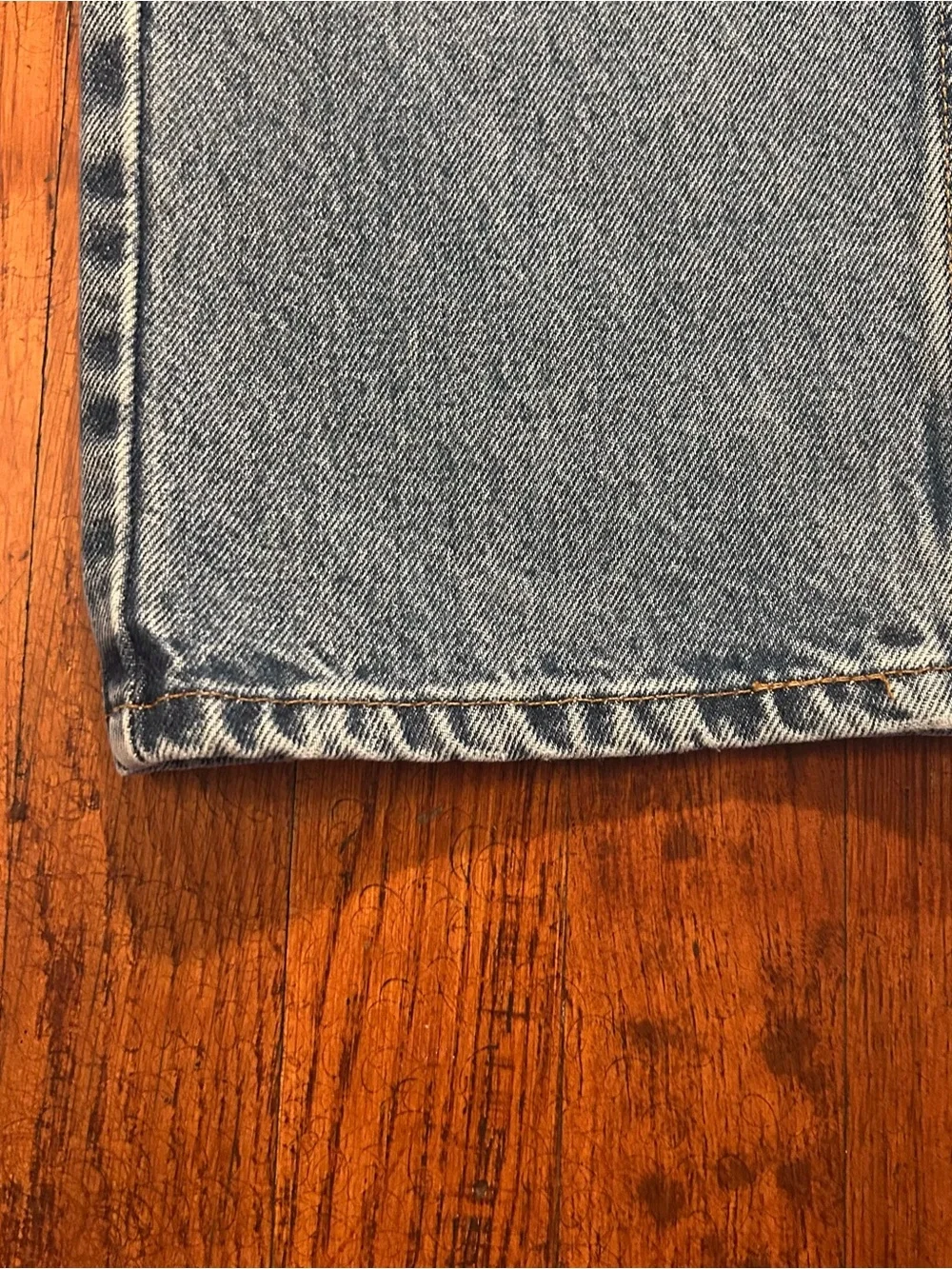 Vintage Levi’s 505 Regular Fit Straight Leg Red Tab Faded Blue Denim Jeans 30x30